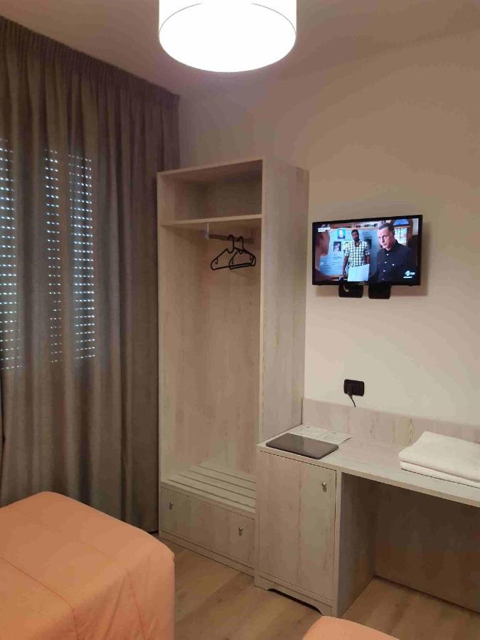 Hotel Il Boschetto Tolentino Ngoại thất bức ảnh